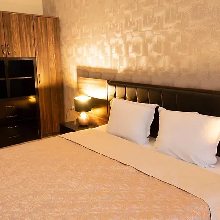 Paradise Deluxe Apartman *