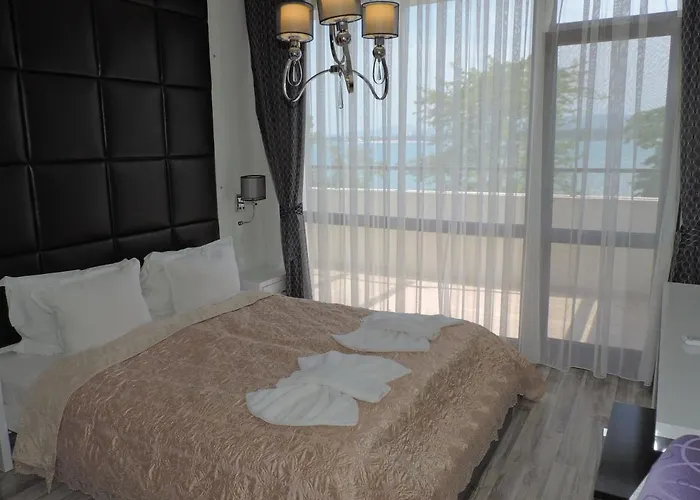 Paradise Deluxe Апартамент