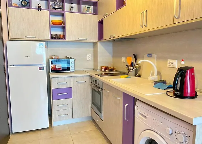 Paradise Deluxe Апартамент Приморско