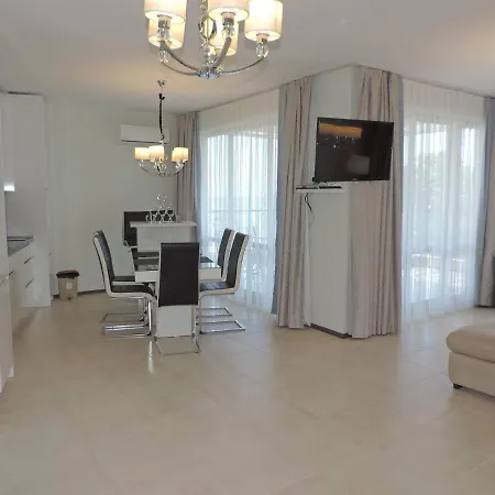 Paradise Deluxe Primorsko