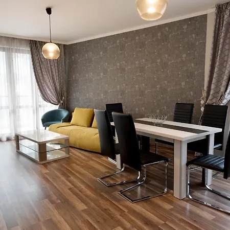Paradise Deluxe Apartman Primorszko