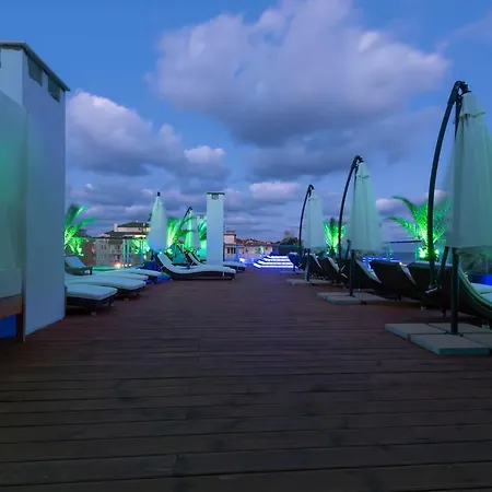 Paradise Deluxe Apartman Primorszko