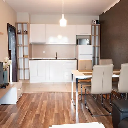 Paradise Deluxe Apartament *