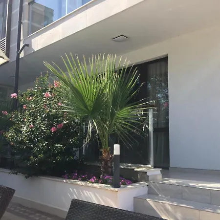 Paradise Deluxe Apartament