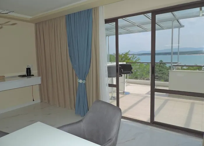 Paradise Deluxe 아파트 *