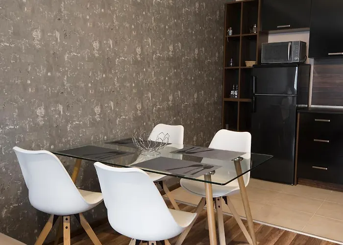 Paradise Deluxe 아파트 프리모르스코